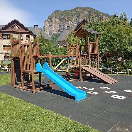 Apartamento A10 De Formigal, 9 Personas Y Garaje Escarrilla Exterior foto